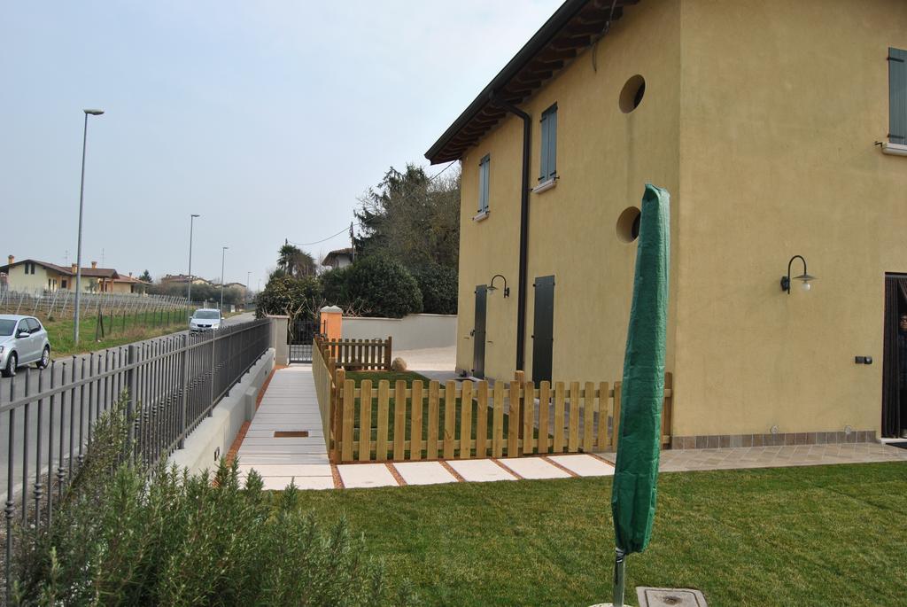 Casa Bassana Apartment Peschiera del Garda Ruang foto